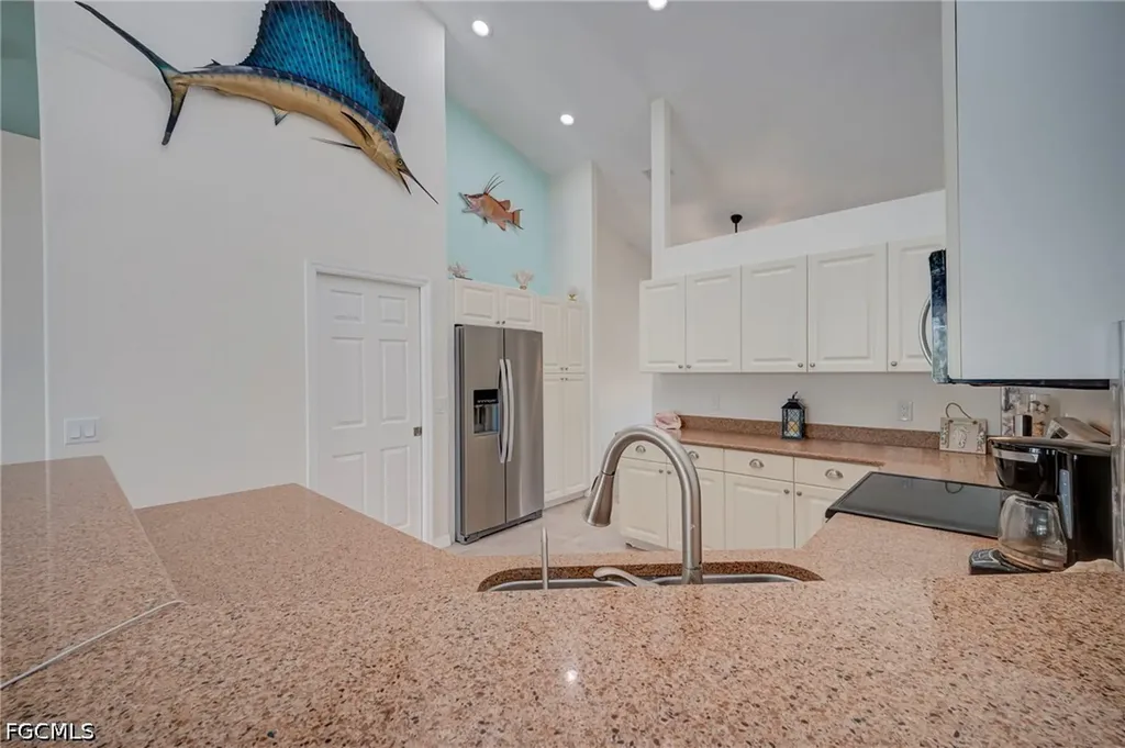 1005 NW 9th Terrace Cape Coral FL 33993