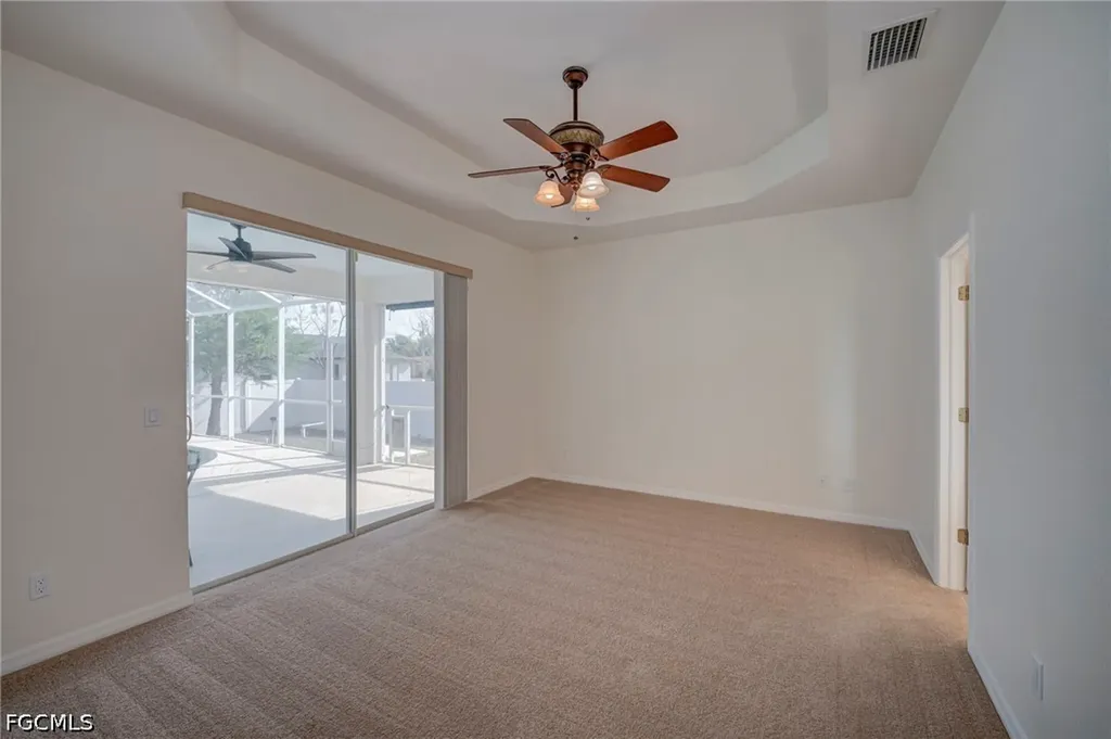 1005 NW 9th Terrace Cape Coral FL 33993