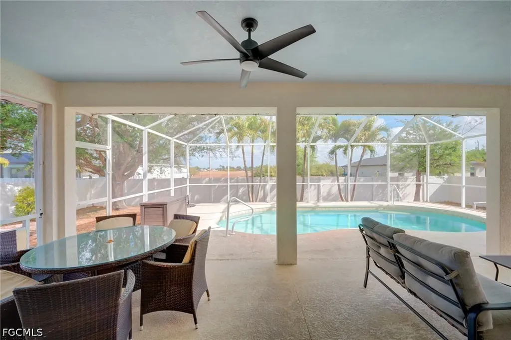 1005 NW 9th Terrace Cape Coral FL 33993