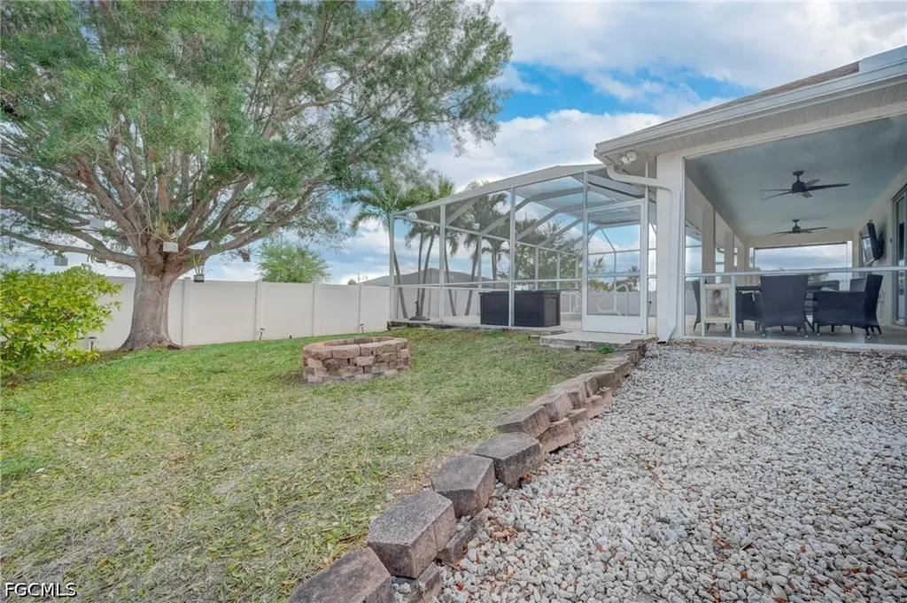 1005 NW 9th Terrace Cape Coral FL 33993
