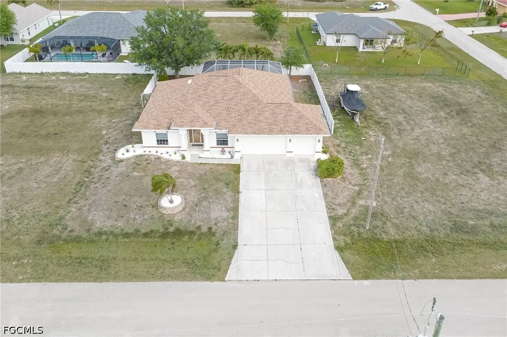1005 NW 9th Terrace Cape Coral FL 33993