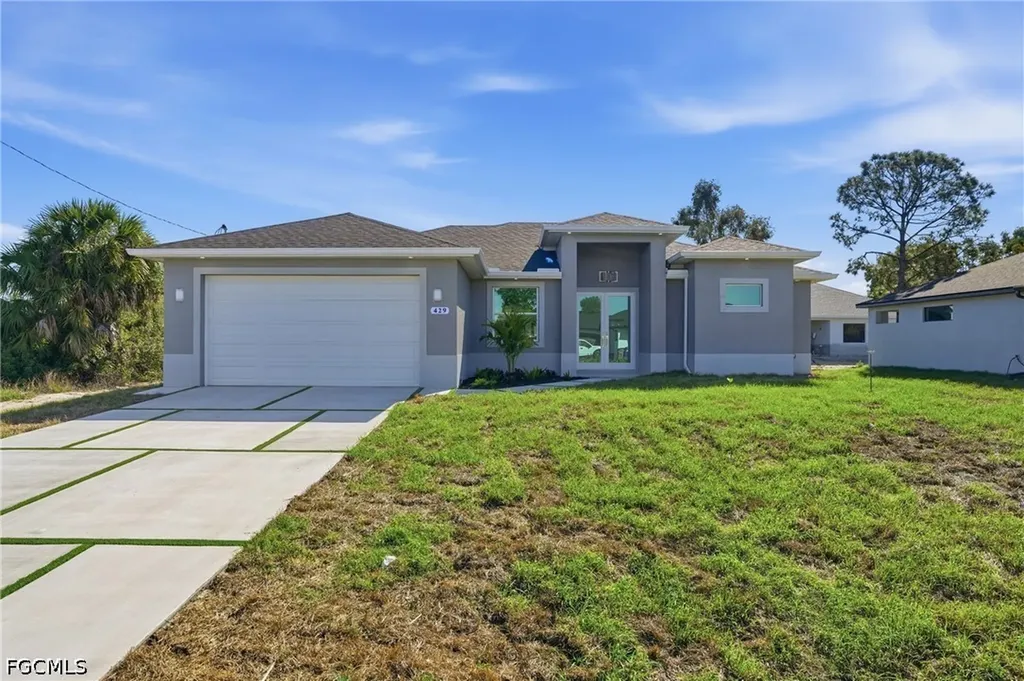 429 Palmyra Avenue Lehigh Acres FL 33974