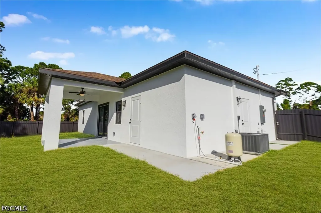 749 Roma Avenue S Lehigh Acres FL 33974