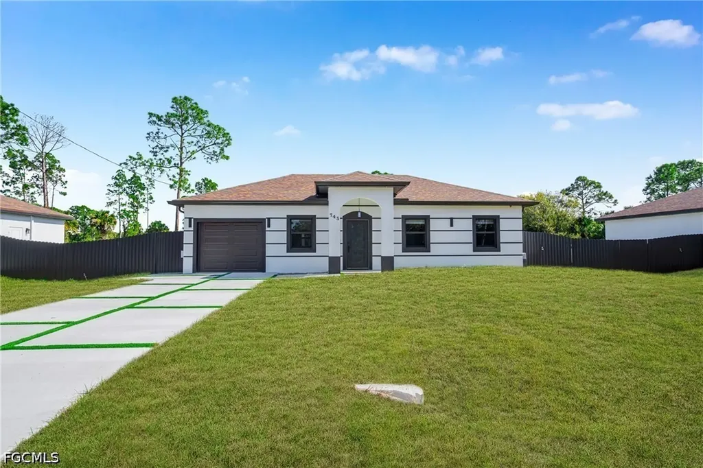749 Roma Avenue S Lehigh Acres FL 33974