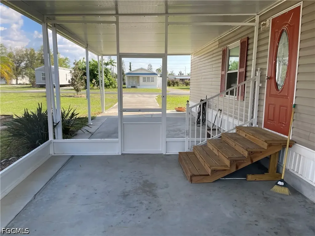 29174 Crawford Avenue Punta Gorda FL 33982