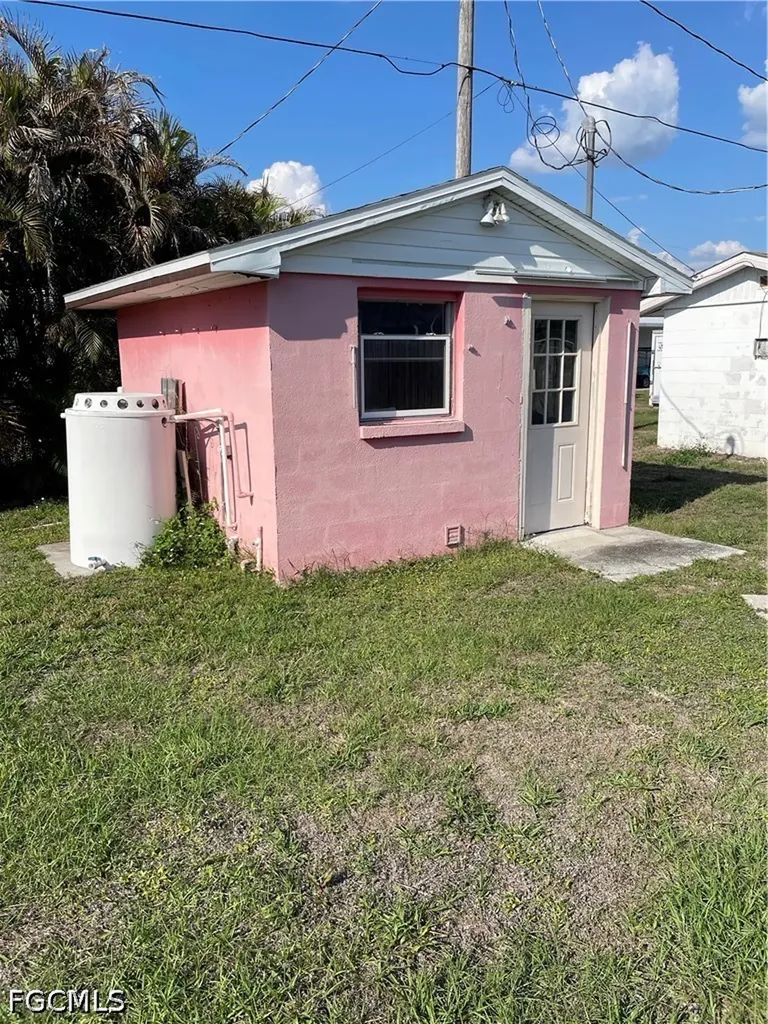 29174 Crawford Avenue Punta Gorda FL 33982