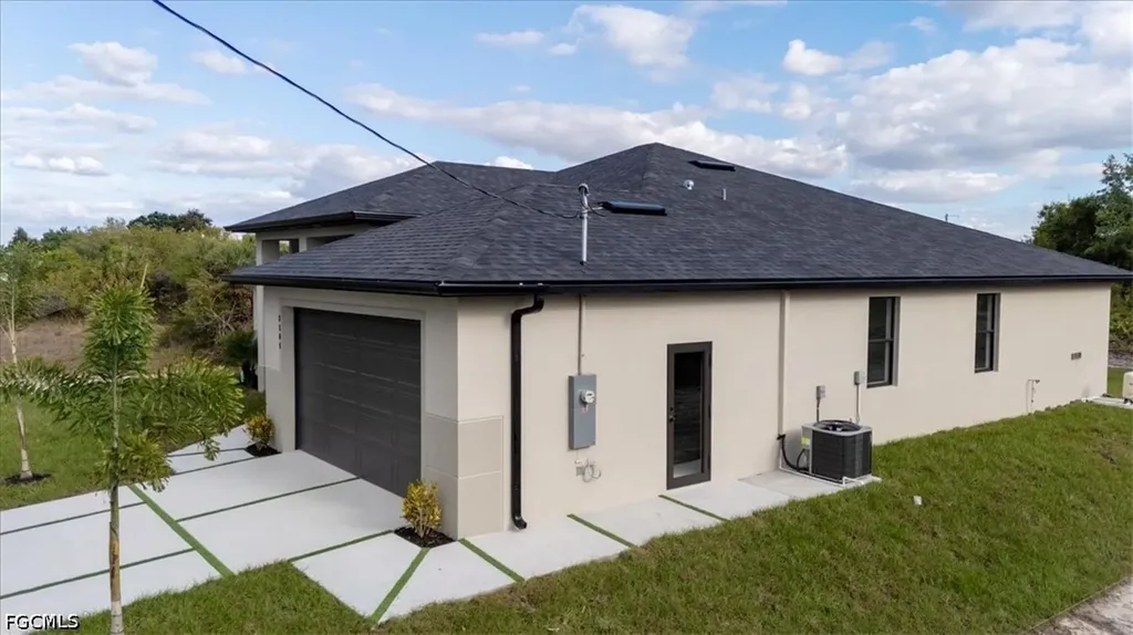 2505 11th Street SW Lehigh Acres FL 33976