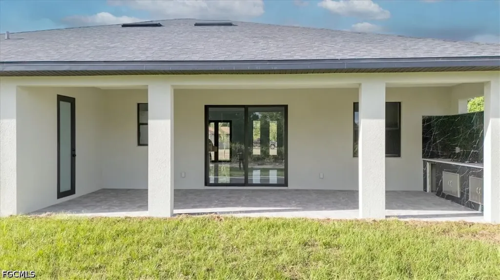 2505 11th Street SW Lehigh Acres FL 33976