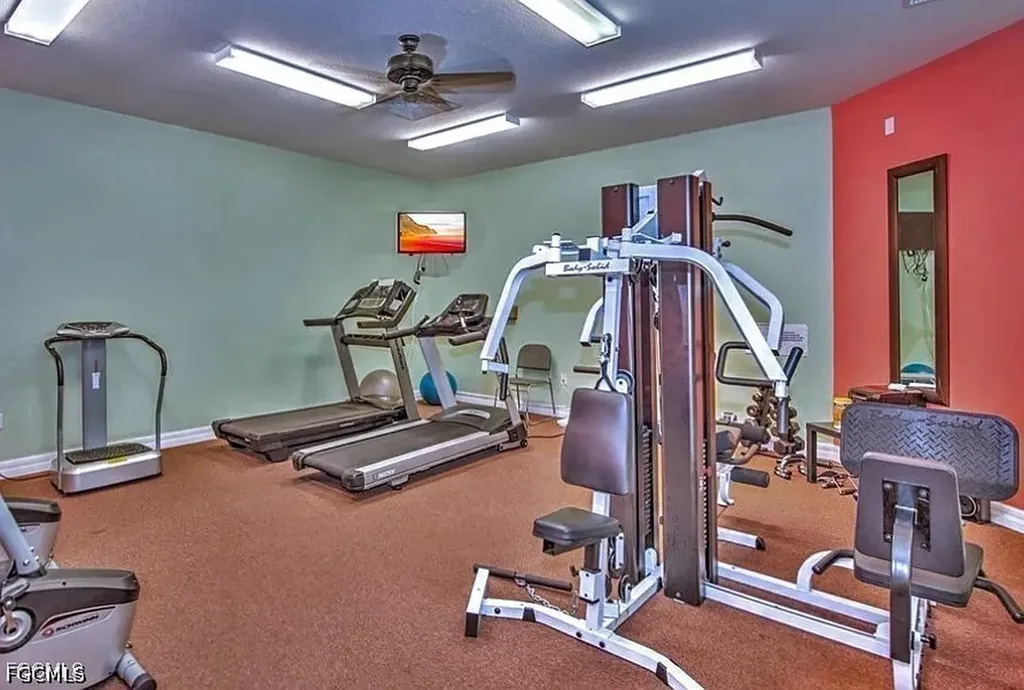 1141 Van Loon Commons Circle Cape Coral FL 33909