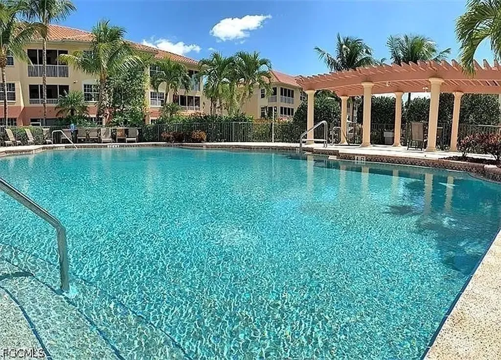 1141 Van Loon Commons Circle Cape Coral FL 33909