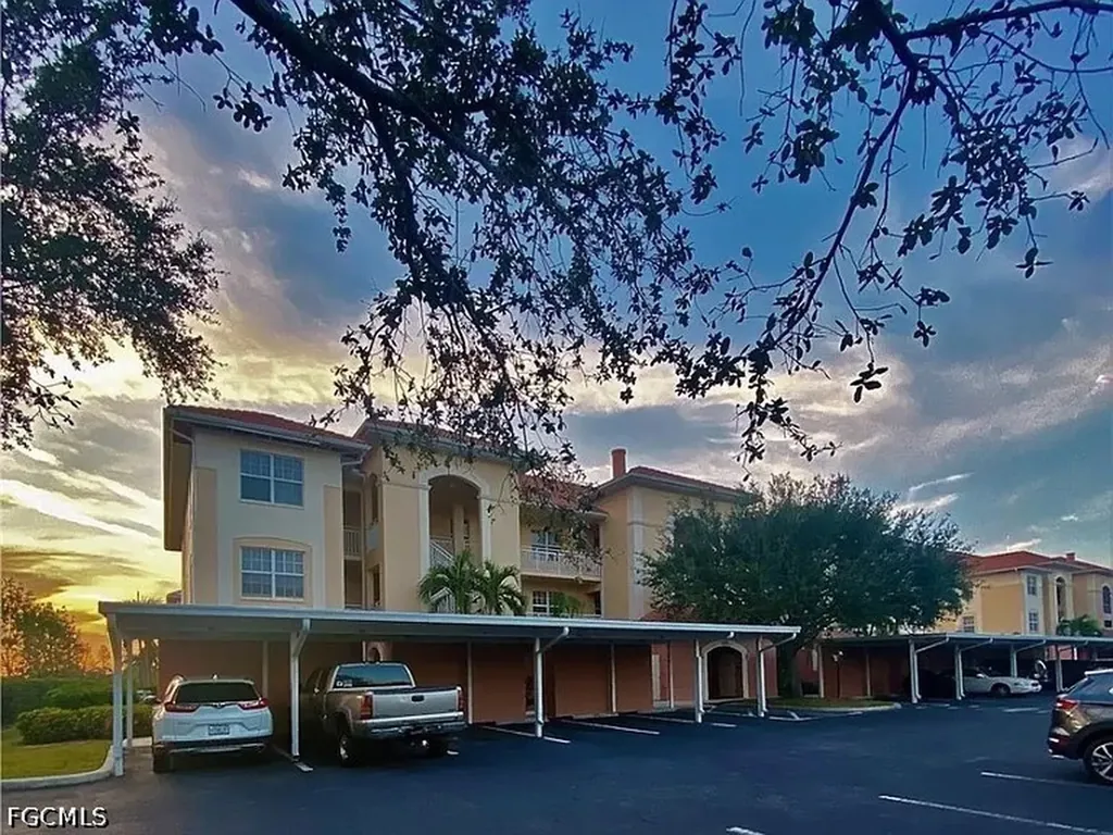 1141 Van Loon Commons Circle Cape Coral FL 33909