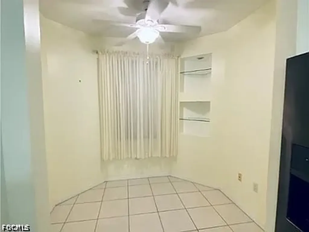 1141 Van Loon Commons Circle Cape Coral FL 33909