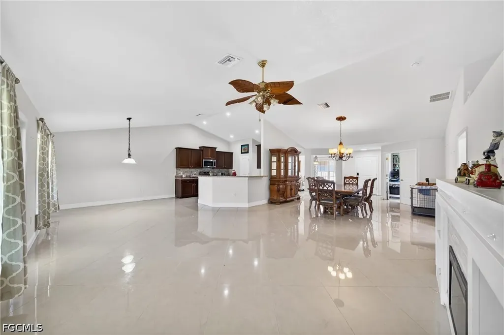 533 Willowbrook Drive Lehigh Acres FL 33972