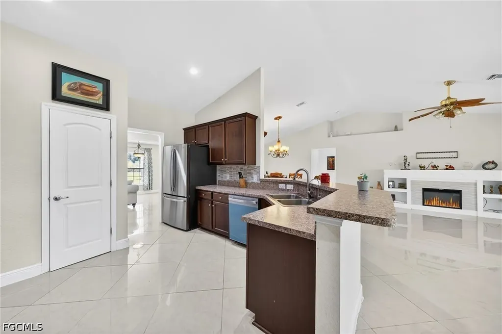 533 Willowbrook Drive Lehigh Acres FL 33972