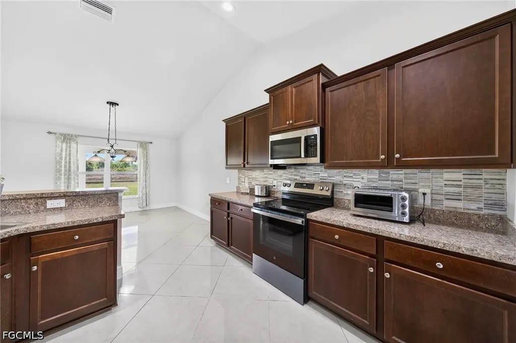 533 Willowbrook Drive Lehigh Acres FL 33972