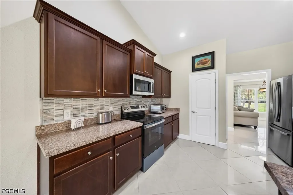 533 Willowbrook Drive Lehigh Acres FL 33972