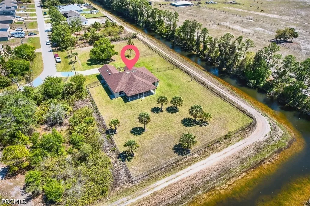 533 Willowbrook Drive Lehigh Acres FL 33972