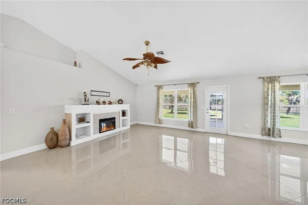 533 Willowbrook Drive Lehigh Acres FL 33972