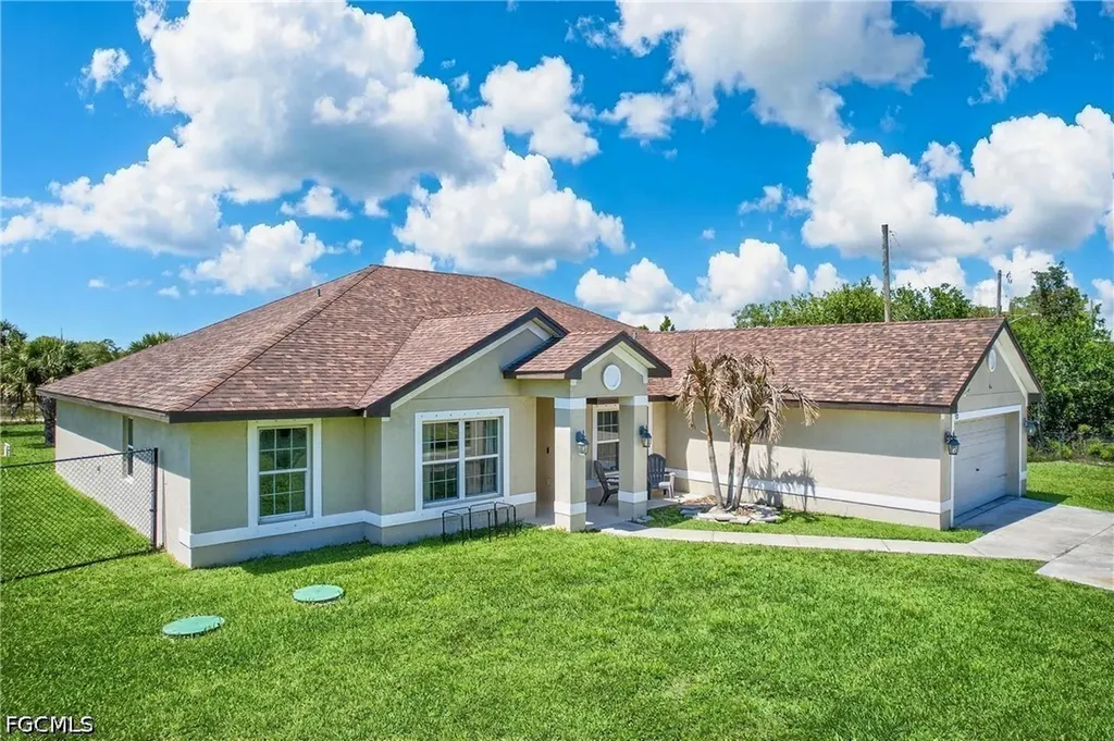 533 Willowbrook Drive Lehigh Acres FL 33972