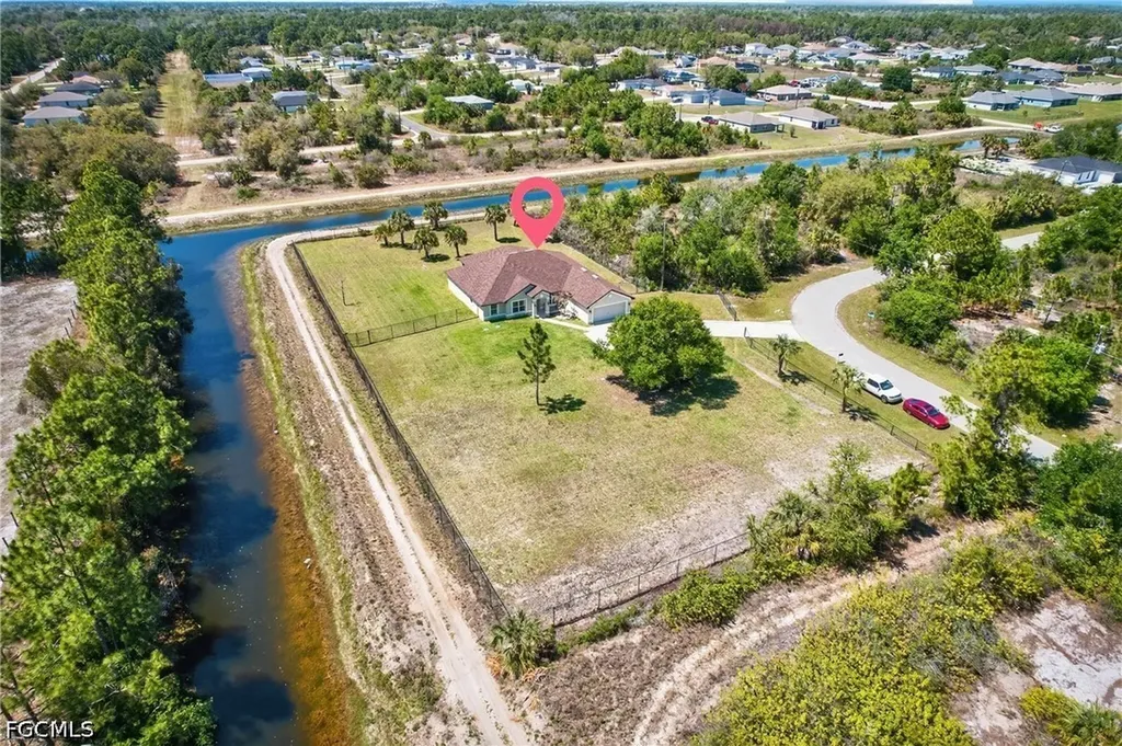 533 Willowbrook Drive Lehigh Acres FL 33972