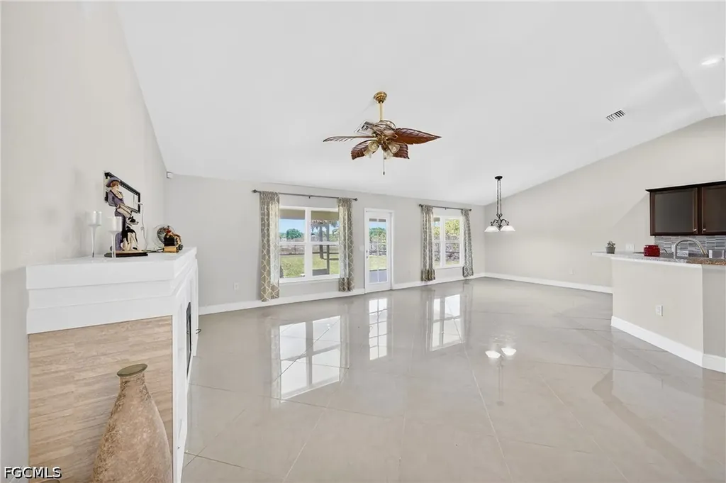 533 Willowbrook Drive Lehigh Acres FL 33972