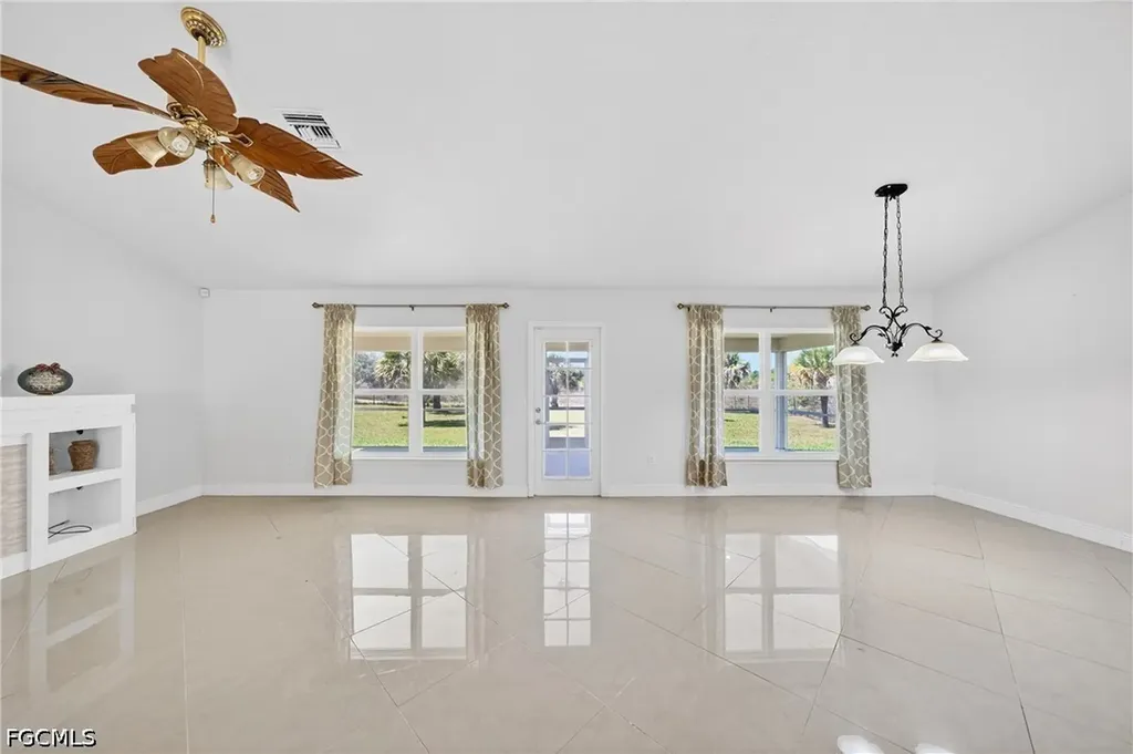 533 Willowbrook Drive Lehigh Acres FL 33972