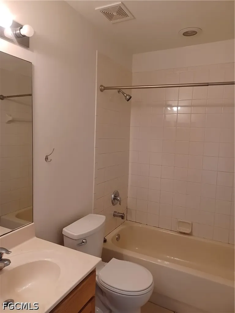 10027 Salina Street Fort Myers FL 33905