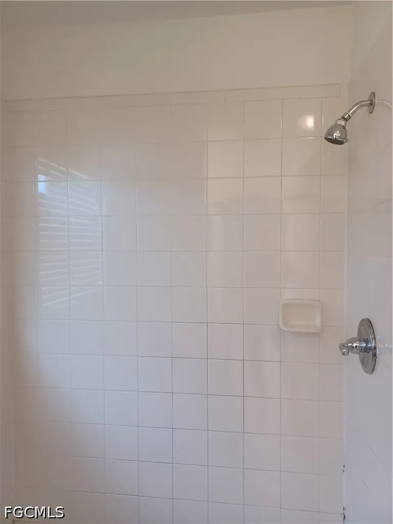 10027 Salina Street Fort Myers FL 33905