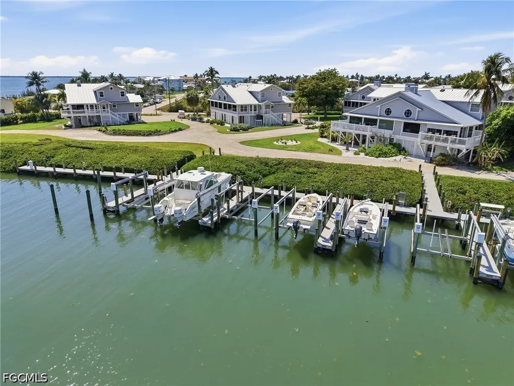 2230 Palm Avenue St. James City FL 33956