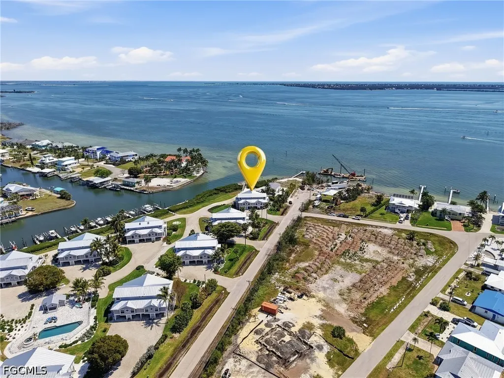 2230 Palm Avenue St. James City FL 33956