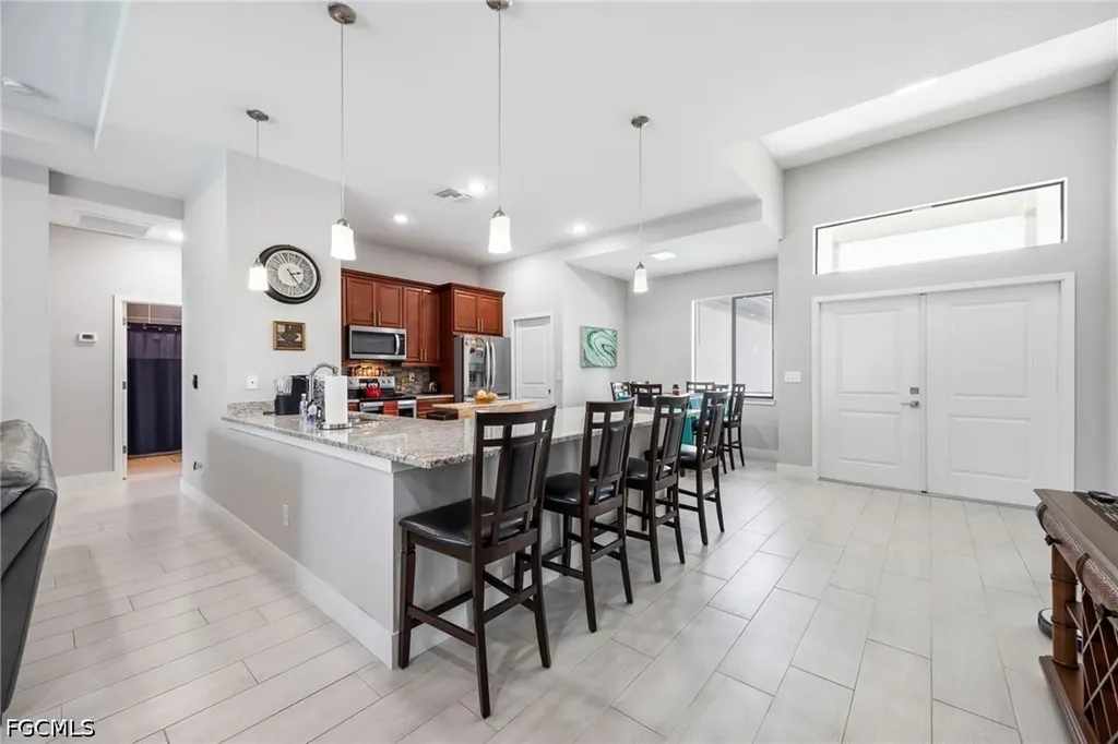 307 Gleason Parkway Cape Coral FL 33914
