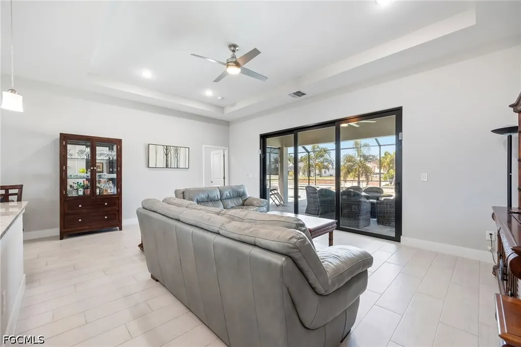 307 Gleason Parkway Cape Coral FL 33914