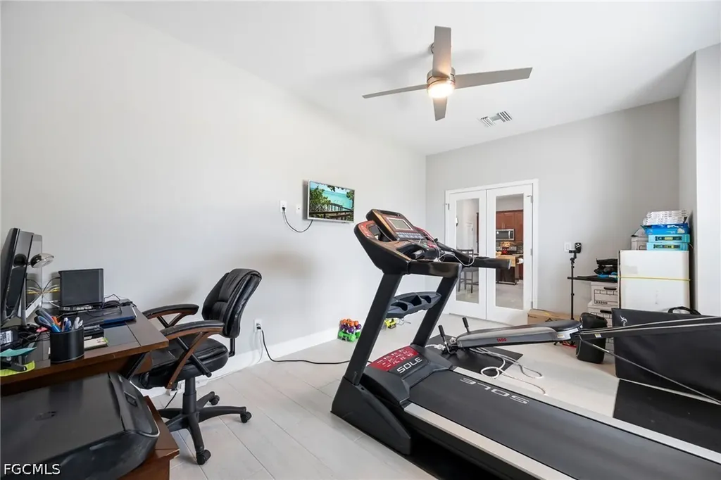 307 Gleason Parkway Cape Coral FL 33914