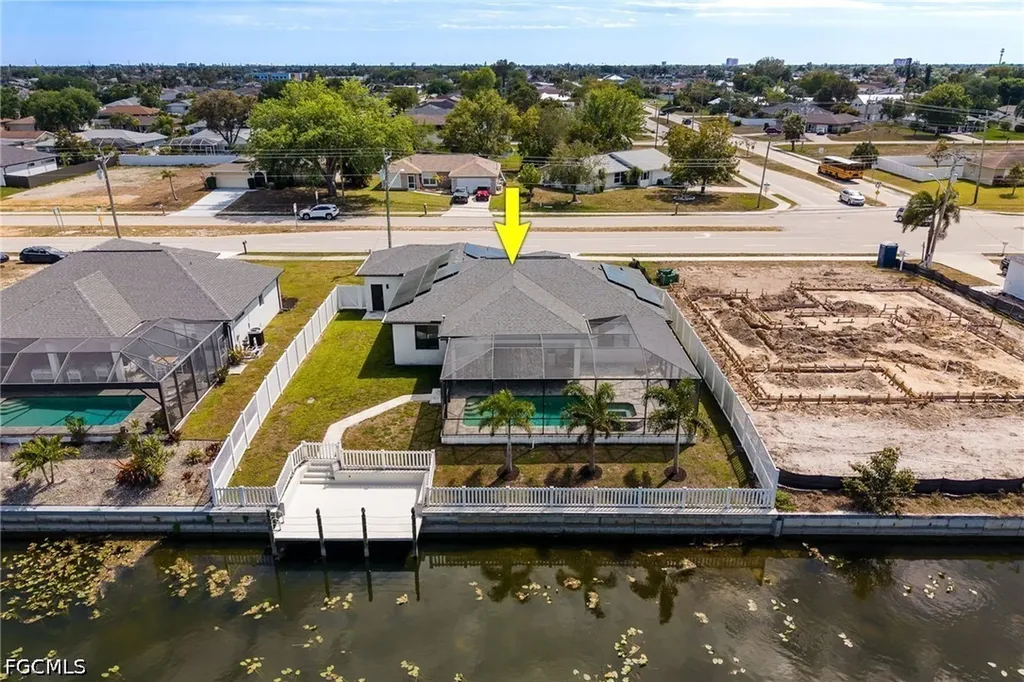 307 Gleason Parkway Cape Coral FL 33914