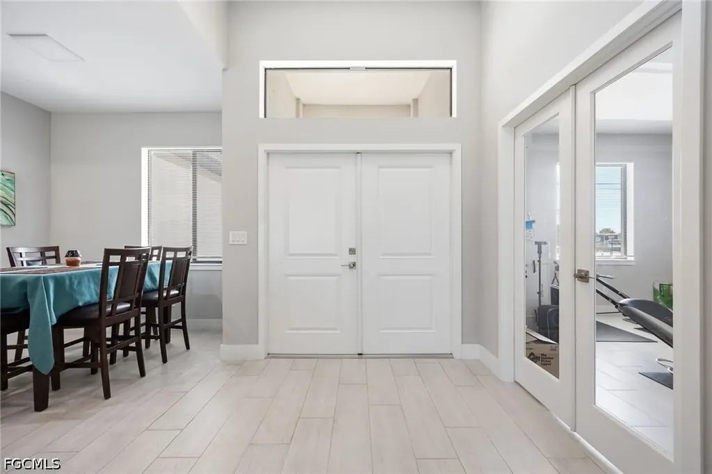 307 Gleason Parkway Cape Coral FL 33914