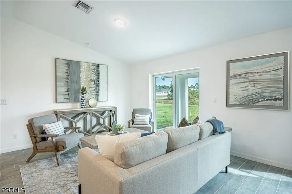 3126 NW 20th Place Cape Coral FL 33993