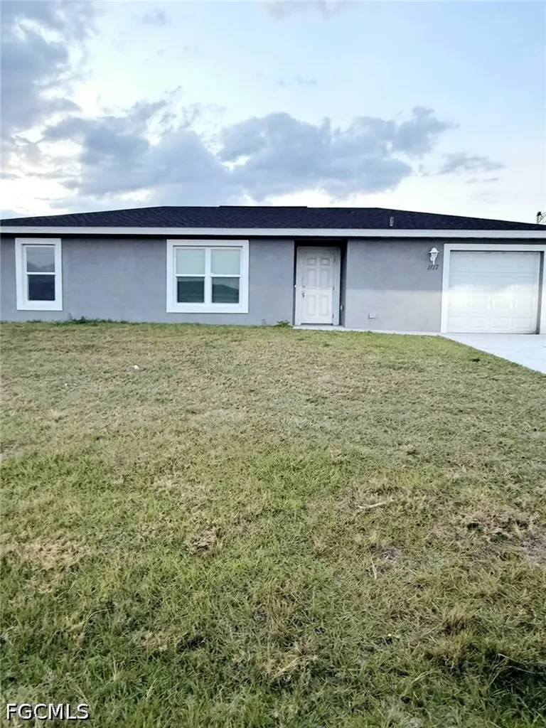 1117 Solar Court Labelle FL 33935