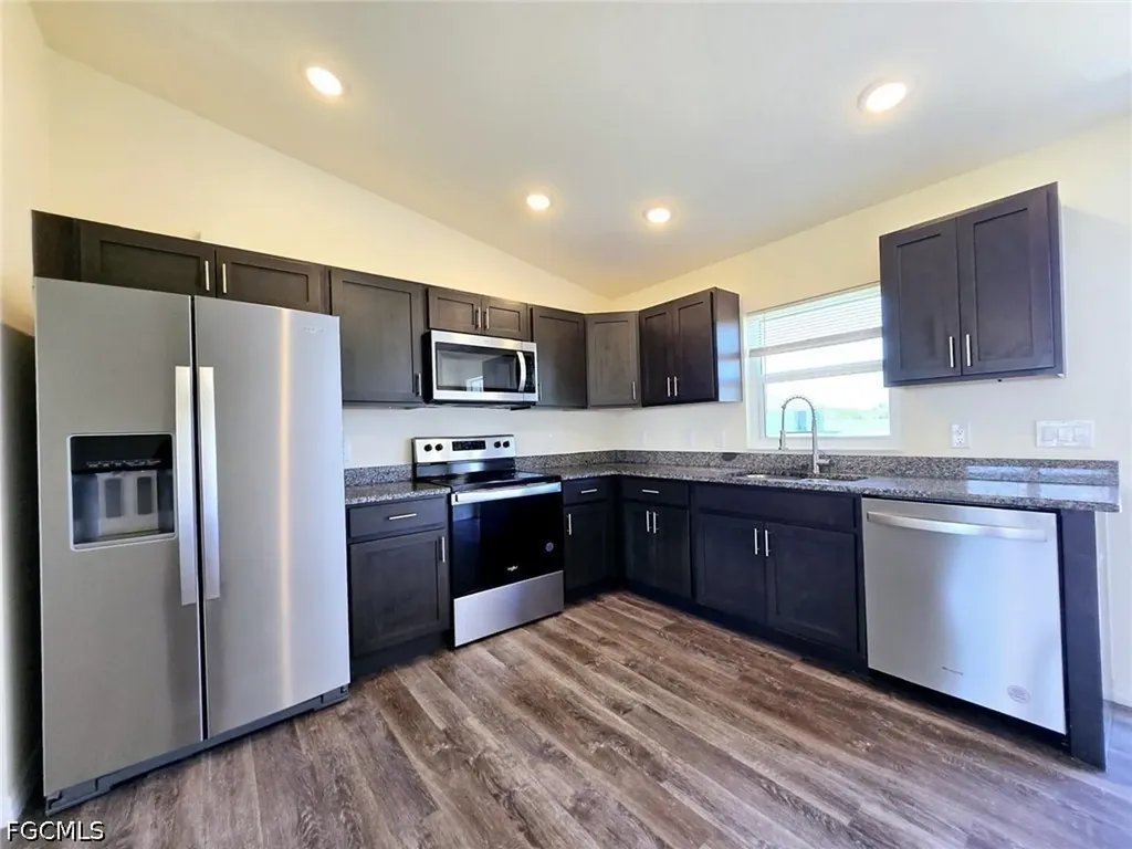 1117 Solar Court Labelle FL 33935