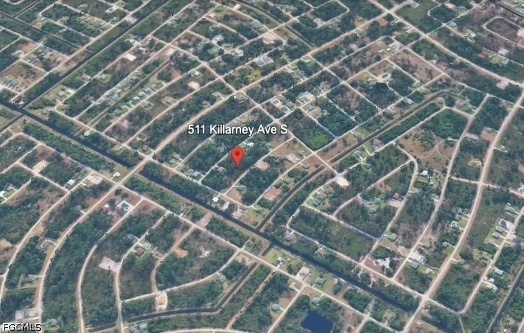 511 Kilarney Avenue S Lehigh Acres FL 33974