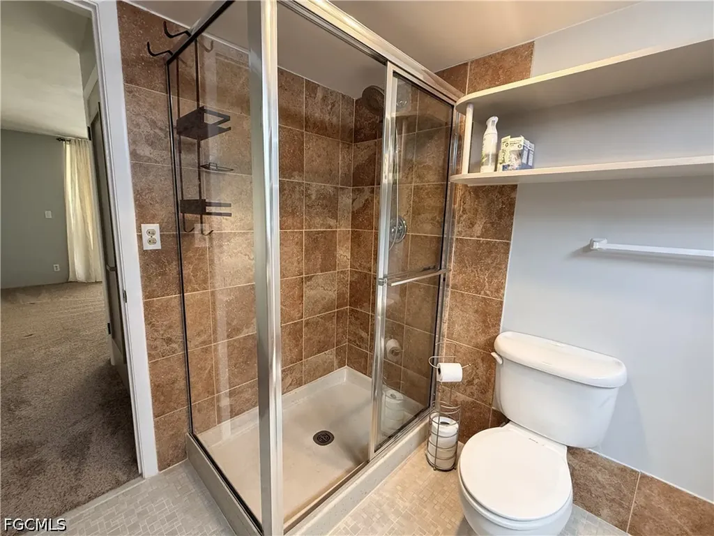 1608 SE 28th Terrace Cape Coral FL 33904