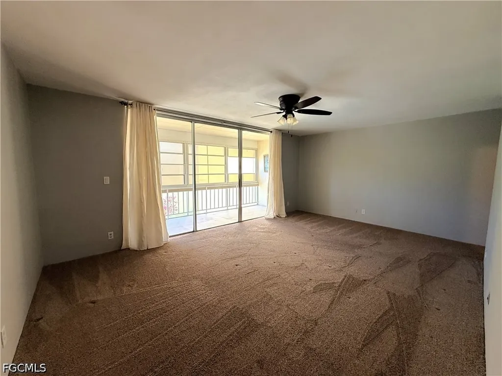 1608 SE 28th Terrace Cape Coral FL 33904