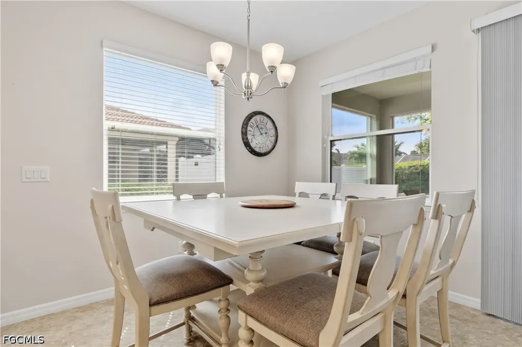 2935 Sunset Pointe Circle Cape Coral FL 33914