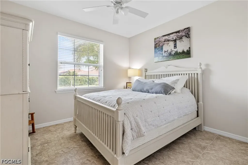 2935 Sunset Pointe Circle Cape Coral FL 33914