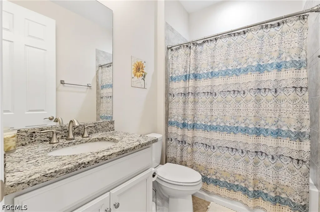 2935 Sunset Pointe Circle Cape Coral FL 33914