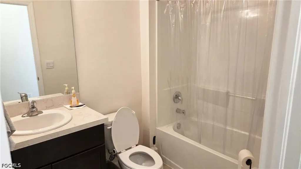 8705 Swell Brooks Court North Fort Myers FL 33917