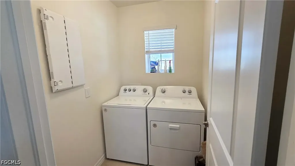 8705 Swell Brooks Court North Fort Myers FL 33917