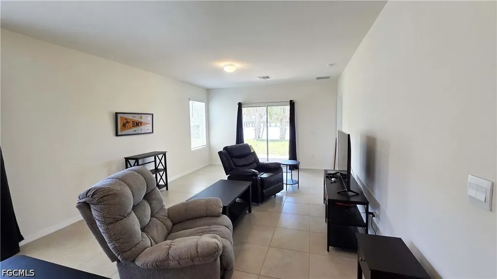 8705 Swell Brooks Court North Fort Myers FL 33917