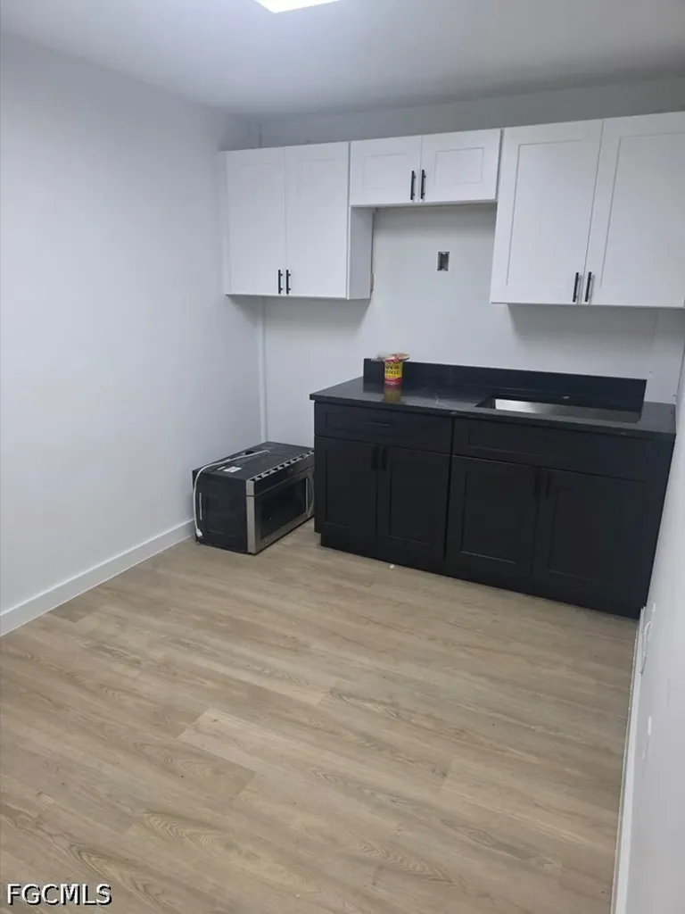 3560 Work Drive Fort Myers FL 33916