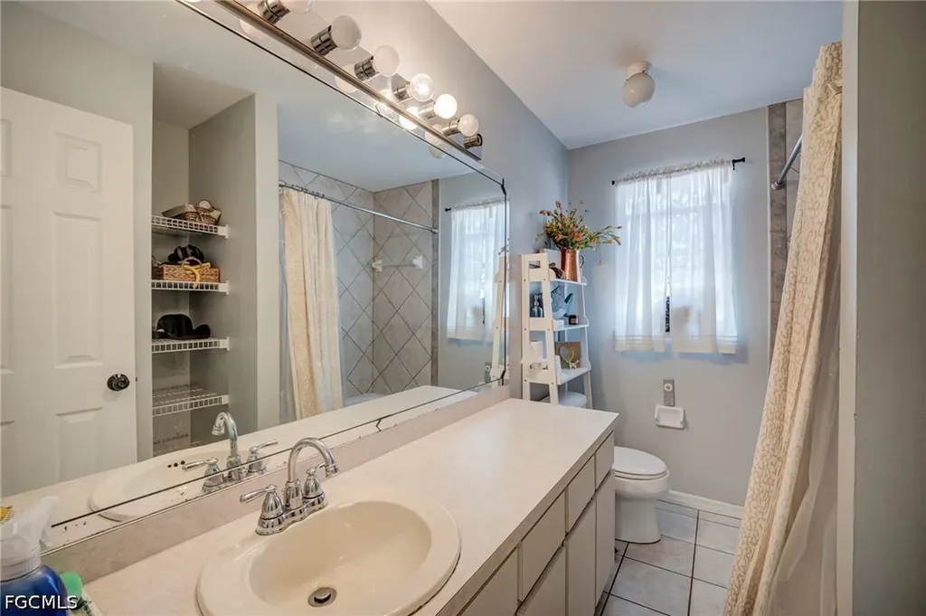 4110 E 23rd Street Alva FL 33920