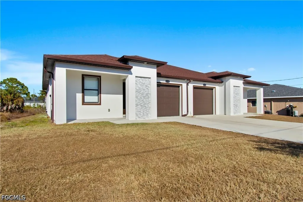 4748/4750 22nd Street SW Lehigh Acres FL 33973